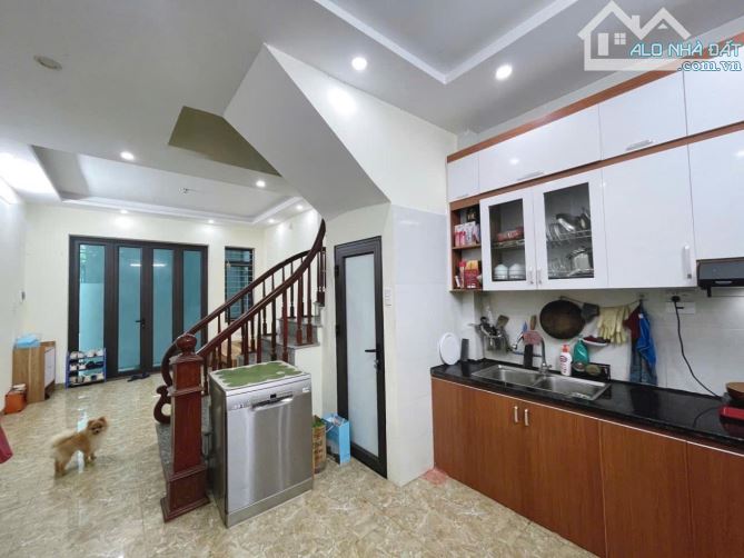 Nhà Biên Giang 35m 4 tầng 4 ngủ, giá nhỉnh 3 tỷ , tặng toàn bộ nội thất - 3