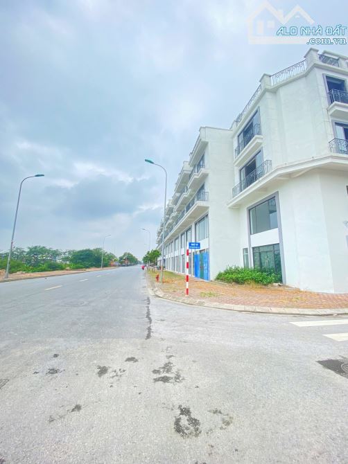 Nhà liền kề 5tầng- khu TĐC Trâu Quỳ - 71m - 14tỷ - 3