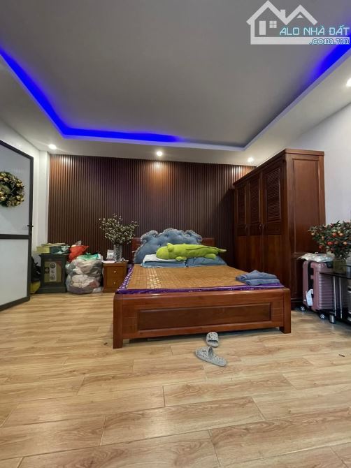 BÁN NHÀ LÔ GÓC PHÚC LỢI LONG BIÊN 5.3 TỶ 39 m 5 tầng ngõ rộng Kinh Doanh gần Việt Hưng - 4