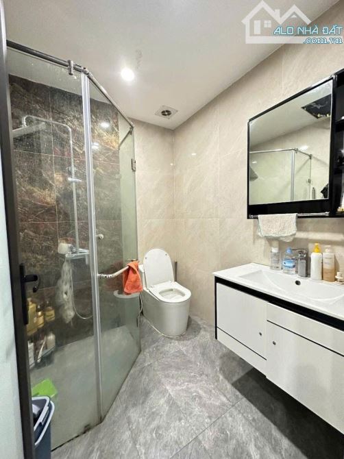 Bán nhà Bùi Sương Trạch: 6 tầng hiện đại, diện tích lý tưởng, giá tốt nhất thị trường!" - 4