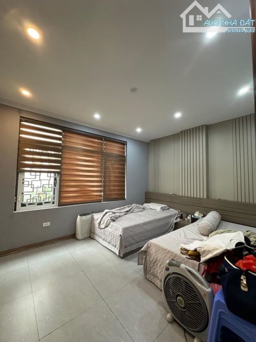 Bán nhà đệp ở ngay Nguyễn Thị Định Cầu Giấy Sổ A4 60m 6 tầng MT5m Giá 30 tỷ ngõ ô tô tránh - 5