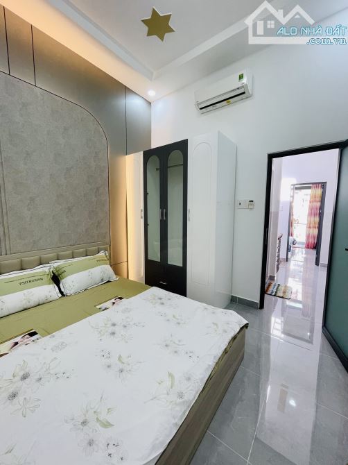 BÁN NHÀ 2 TẦNG ĐÚC GẦN EMART PHAN HUY ÍCH – HẺM XE HƠI – FULL NỘI THẤT – CHỈ 3 TỶ 95 NHỈNH - 5
