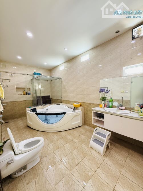 🌟 BÁN NHÀ MẶT TIỀN  – HƯƠNG LỘ 2 – NGAY NGÃ TƯ 4 XÃ - NHÀ ĐẸP 4 TẦNG – DT: 200M2 (4x50) - 6