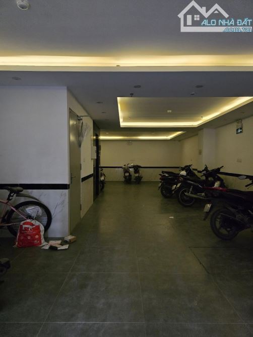 TOÀ CCMN Giáp Ngoại Giao Đoàn-Xuân La-Tây Hồ-Ô TÔ-Thang Máy -LôGóc -99Mx8Tầng Nhỉnh 30Tỷ - 7