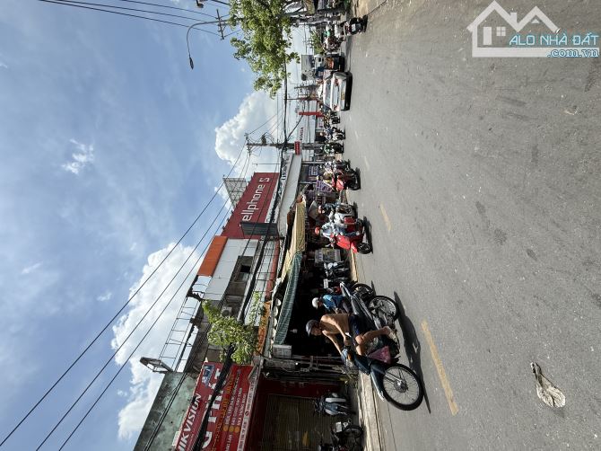 🌟 BÁN NHÀ MẶT TIỀN  – HƯƠNG LỘ 2 – NGAY NGÃ TƯ 4 XÃ - NHÀ ĐẸP 4 TẦNG – DT: 200M2 (4x50) - 7