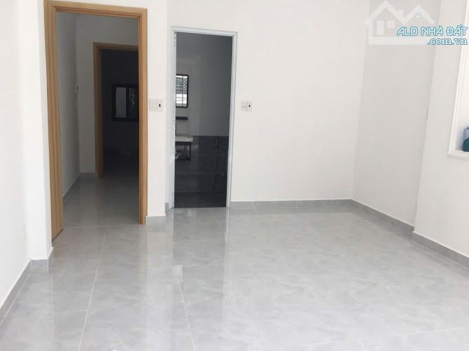59M2 2 TẦNG MẶT TIỀN ĐƯỜNG 12M - Ô TÔ NGỦ TRONG NHÀ 6TỶ TL - 8
