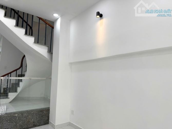 ✨HẺM XE HƠI LÊ VĂN THỌ✨4M x 16M 64M2✨NHÀ 3 TẦNG MỚI ĐẸP Ở NGAY✨5TỶ8 - 9