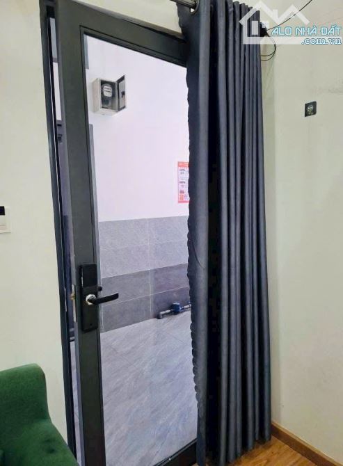 bán minihouse 18 phòng thu nhập 60tr hẻm liên tổ 12 -20 đường nguyễn văn cừ - 9