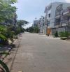 Bán Nhà KDC BÌNH HƯNG, 80m2, 4PN, Xe Hơi trong Nhà, Chỉ 7 tỷ xíu ( Thương lượng)