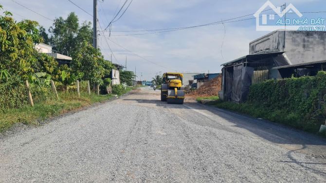 Bán đất 12.4 x 55m (682m2) ấp Bình Lợi, xã Hòa Khánh Đông, Đức Hòa, Long An giá 3.6 tỷ - 3