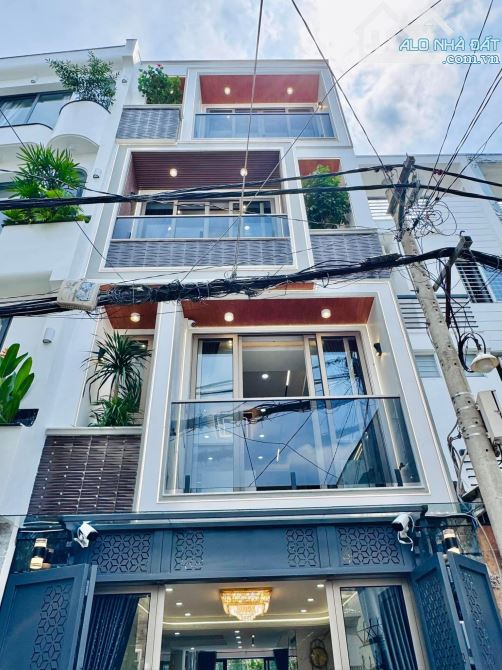 HOT! Bán nhà 5 tầng HXH tại Nguyễn Hồng Đào, P14, TB, 4 x 17m - CN 63m2, giá chỉ 11.8 Tỷ