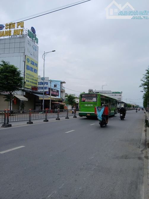 ĐẤT VỊ TRÍ ĐẸP CHỈ 1/50M TÔ KÝ HÓC MÔN SÁT BÊN CHỢ BA BẦU GIÁP Q12.