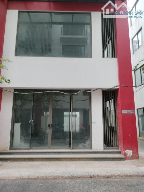 CHÍNH CHỦ GỬI BÁN BIỆT THỰ LIỀN KỀ KHAI SƠN, LÔ GÓC, THUẬN LỢI KINH DOANH, Ở ĐẲNG CẤP