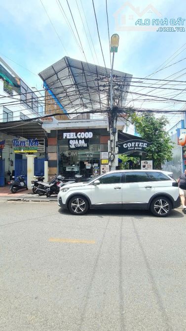 Bán nhà mặt tiền đường Bạch Đằng khu phố Hàn ngang 8m