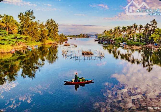 Hội An - Bán 1100m2 Đất View Sông Trực Diện - Gần Biển An Bàng -22trieu/m2