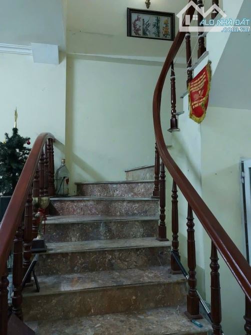 Bán nhà ô tô qua, Đông Ngạc, Bắc Từ Liêm, Gần Kẻ Vẽ, Tân Xuân, Cầu Thăng Long. Giá : 9 tỷ.