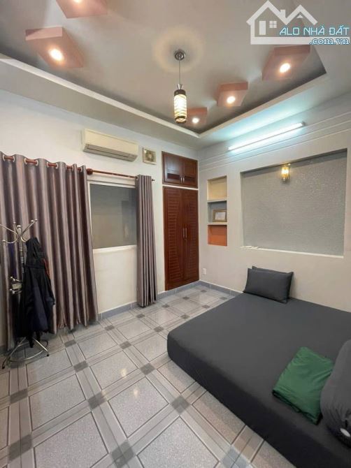 NHÀ ĐẸP VÀO Ở NGAY 55m² (4.1m x 13m) – THIẾT KẾ THOÁNG MÁT 6PN–  TRẦN BÌNH TRỌNG, P5, BT