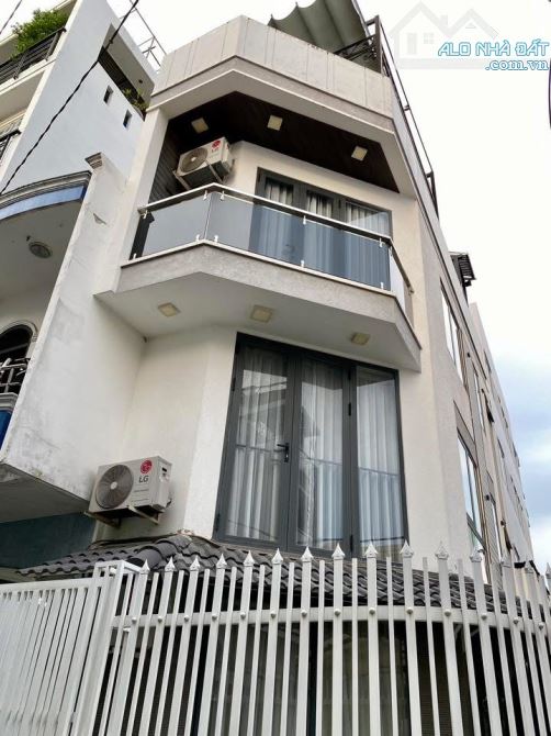 Bán nhà mới xây hiện đại, Ông Ích Khiêm Q.11 – 4 tầng giá CHỈ 6.7 tỷ