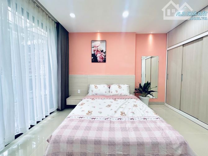 Căn hộ 40m2quận 1 đường trần đình xu gần bùi viện