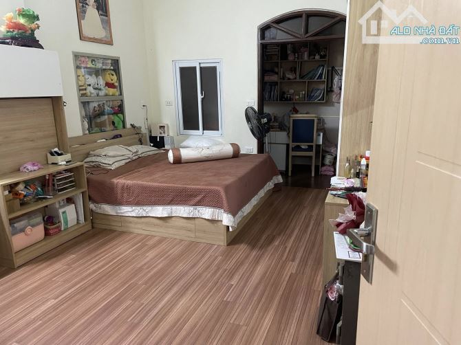 1 Nhà Ra Phố Vũ Trọng Phụng - 50m2 * 5 Tầng * 4m MT - Chỉ 10 tỷ - Ở ngay - Tương Lai Phố