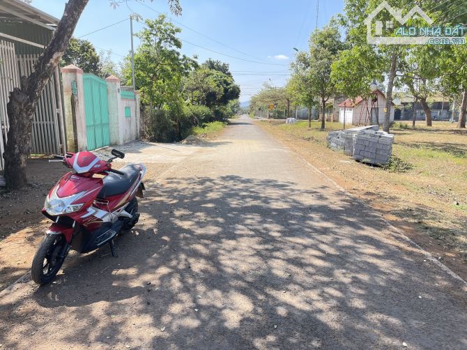 💥Đất TC 5*26m,Đg Ngô Chí Quốc Nối Dài.hẻm Nguyễn Xuân Nguyên,gần sân banh