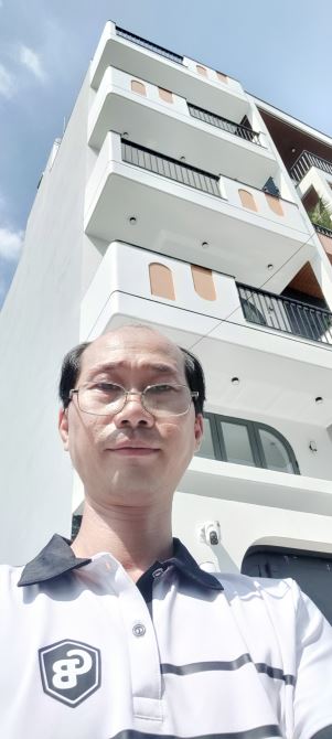 Chủ xây tâm huyết bán gấp 6 tầng hẻm Phan Huy Ích , Gò Vấp, giá 8,2 tỷ