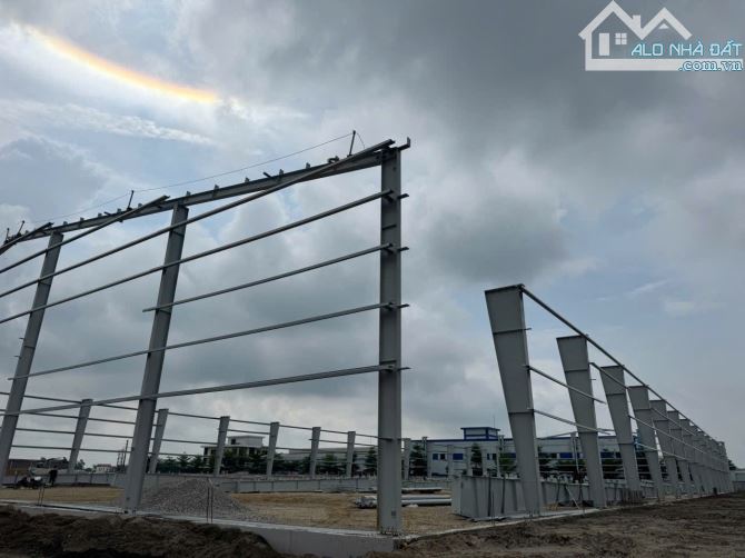 Cho thuê 20.000m2  kho, xưởng tại thị trấn Vĩnh Trụ, Lý Nhân , tỉnh Hà Nam.