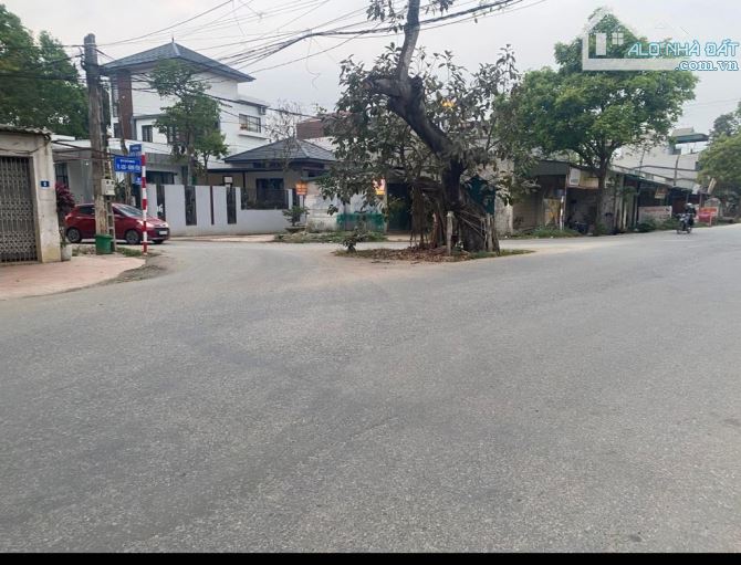 CẦN BÁN ĐẤT THỔ CƯ ,CHÍNH CHỦ ,KHÔNG QUA TRUNG GIAN .