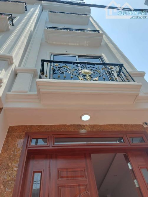 NHÀ ĐẸP LIÊN MẠC 30M2 - XÂY DỰNG TÂM HUYẾT - VỊ TRÍ TIỆN ÍCH