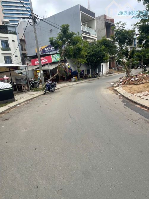 SÁT BIỂN! BÁN ĐẤT TẶNG NHÀ 65M2 – 6,9 TỶ - MT MỸ KHÊ 8 - Q. SƠN TRÀ
