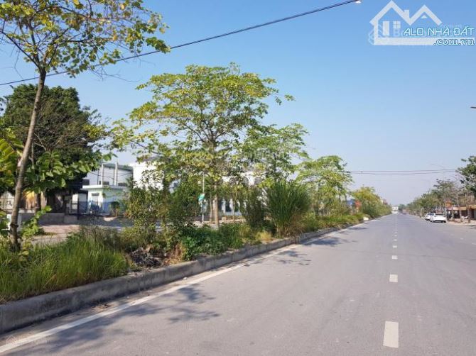 BÁN ĐẤT YÊN VIÊN GIA LÂM_81M2 MT 3.8_2 MẶT NGÕ OTO_SÁT ĐƯỜG ĐÔI