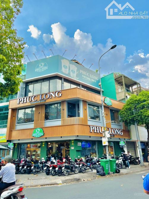 Bán nhà siêu vị trí góc 2 mặt tiền Nguyễn Xí, Q.Bình Thạnh (6x20m) - HĐT 80 tr/th - 23 Tỷ