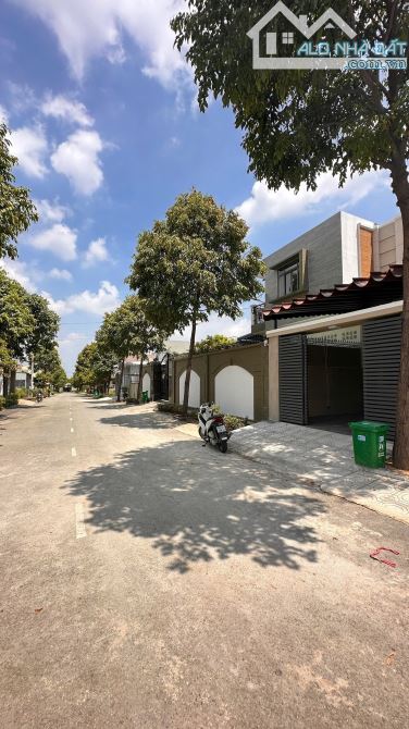 Bán nhà mới hoàn thiện gần mầm non tinh khôi phường Trảng Dàii