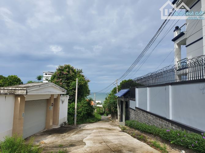 LÔ ĐẤT ĐẸP VIEW BIỂN- KHU BIỆT THỰ TRẦN PHÚ- GẦN BÃI DÂU VŨNG TÀU- S=468m2=10x46m- 37,5 TỶ