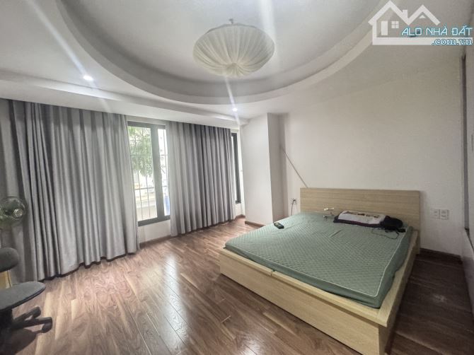 Bán nhà Làng Việt Kiều Châu Âu ô tô vỉa hè rộng kinh doanh đẹp dt 155m 5t mt 10m giá 33,9ỷ