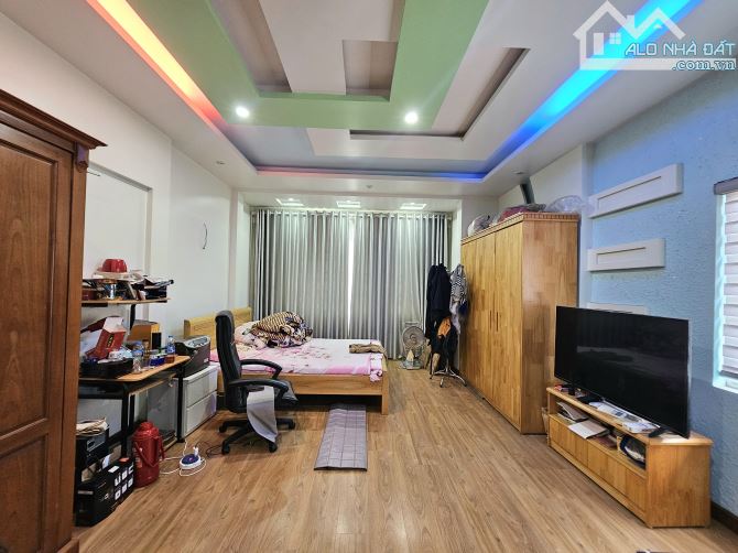 Bán nhà Mặt Đường Vạn Kiếp, gần dự án Hoàng Huy Riverside