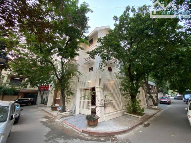Biệt thự KĐT Mỹ Đình 2 Cao Xuân Huy Nam Từ Liêm. Sổ 176m, 5 tầng MT15m Giá 113 tỷ