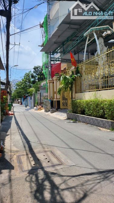 NHÀ 4 TẦNG - HẺM XE Ô TÔ CÓ CHỖ QUAY ĐẦU – PHẠM VĂN CHIÊU - 75M2 - 4 TẦNG - GIÁ 8 TỶ