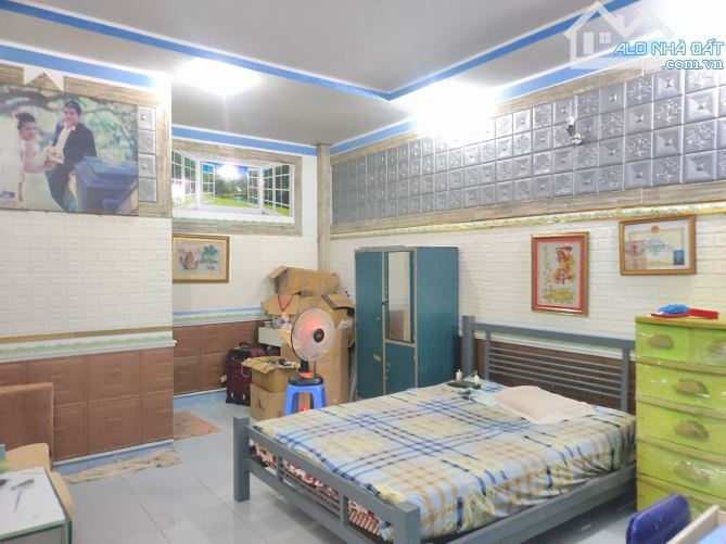 BÁN NHÀ ĐẸP SÁT TÂ.N KỲ TÂN QUÝ - HẺM OTO - ( 4X12M )