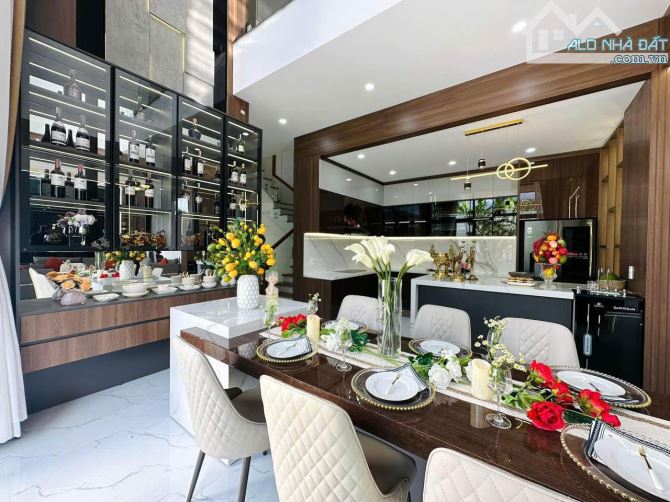 Bán căn Villa Siêu Đẹp ngay gần Đại Học Tây Nguyên hẻm 21 Nguyễn An Ninh - 11