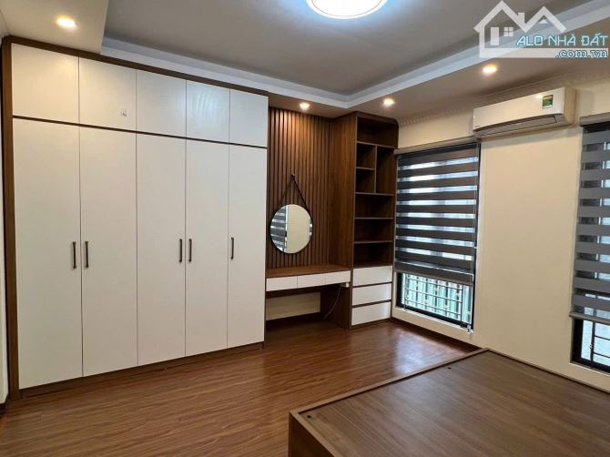 NHÀ ĐẸP MỚI XÂY 5 TẦNG, 31M, CHIẾN THẮNG,  GẦN LÊ TRỌNG TẤN, HÀ ĐÔNG - 1