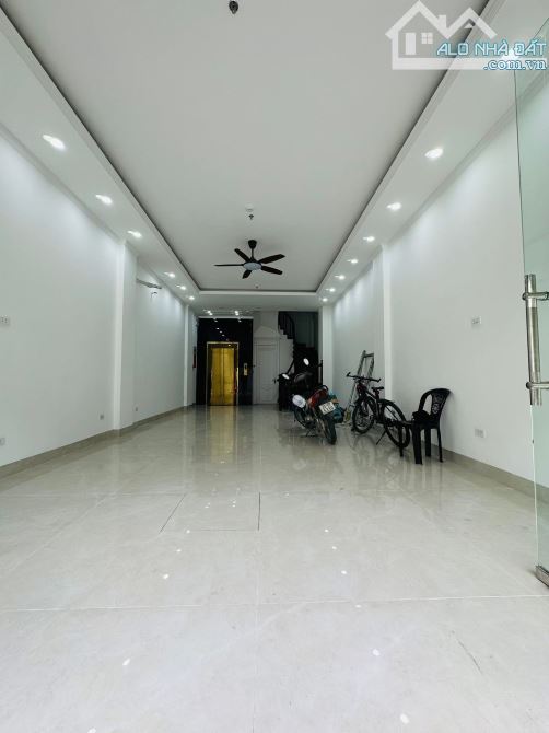 BÁN TOÀ VĂN PHÒNG MẶT PHỐ HỒ TÙNG MẬU 70m2 - 8T THANG MÁY -MT 5m - 39 TỶ - KINH DOANH ĐỈNH