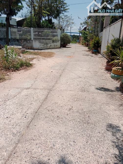 Đại Hạ Giá-Đất 2 mặt tiền,gần bên Nguyễn thị Minh Khai-TT Ma Lâm-Hàm Thuận Bắc-DT 420m2TC - 1