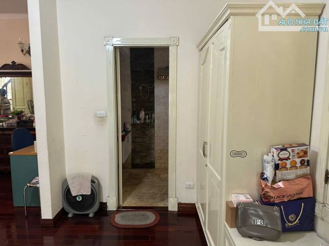 Mặt phố Trích Sài  64 tỷ,  54m2, 5 tầng, mặt tiền 6m. - 1