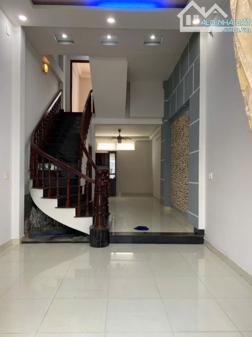 BÁN NHÀ 3 TẦNG BTCT – KHU PHÂN LÔ PHƯỚC LONG B, Q9 – HẺM XE HƠI NHỈNH 7 tỷ. - 1