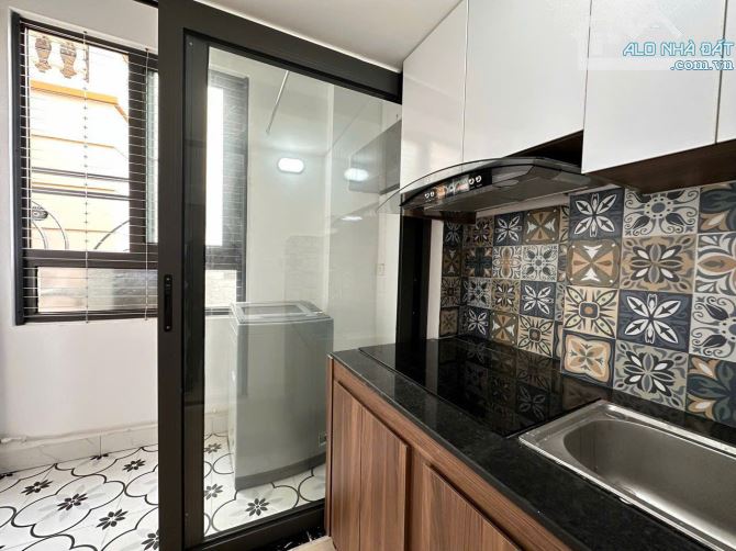 Cho Thuê CCMN Ngõ 146 Vương Thừa Vũ Thanh Xuân 30m2 Gác Xép Cửa Sổ Giặt Riêng Thang Máy - 1