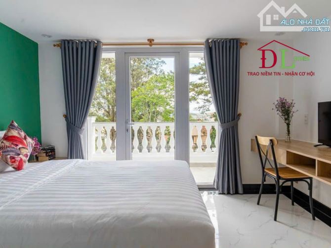KHAN HIẾM! Bán căn Villa mặt tiền Trần Bình Trọng dt 400m2 ngay trung tâm Đà Lạt - 1