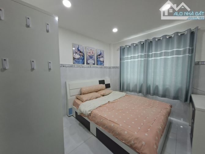 5 TỶ NHÀ NGUYỄN TRÃI QUẬN NHẤT - HẺM 6M Ô TÔ ĐẾN NHÀ - 3 TẦNG ĐẸP MỚI - NỘI THẤT XỊN - 1