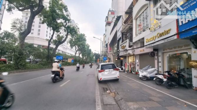 Bán nhà mặt phố Giảng Võ 154m2, 5 tầng, 2 thoáng, kinh doanh đỉnh, chỉ 65 tỷ. - 1
