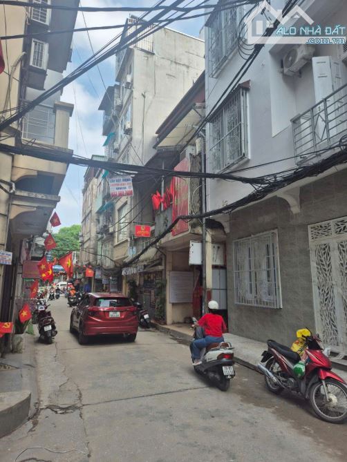 Tây Sơn - Nhà đẹp đón Tết - Gần ô tô - Ba gác đỗ cửa - Lô góc - Full nội thất - 1